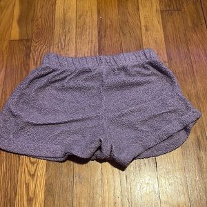 Comfy shorts for little kids!! Pj or casual whatever you want!!😊 kinda used!!💜